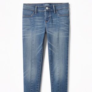 ON center seam step hem rockstar jeggings